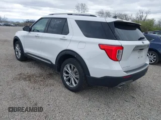 2024 Ford Explorer Limited with VIN 1FMSK8FH0RGA28427, listed as a IAAI auction lot 42017689 with 30,222 mi miles. Bid and sale history available at carsss.com. Image 3.