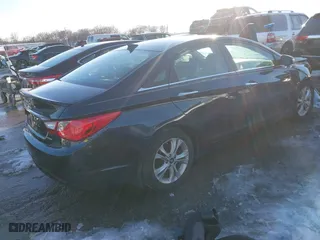 2013 Hyundai Sonata SE with VIN 5NPEC4AC4DH543471, listed as a IAAI auction lot 41267966 with 143,471 mi miles. Bid and sale history available at carsss.com. Image 4.