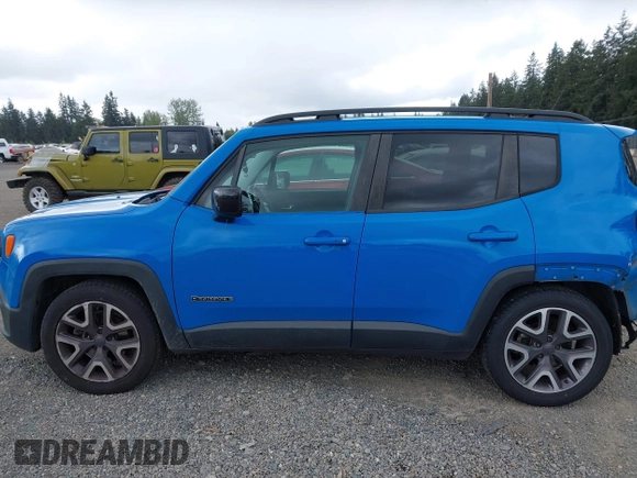2015 Jeep Renegade Latitude with VIN ZACCJABT4FPC09722, listed as a IAAI auction lot 42056727 with 234,084 mi miles and . Bid and sale history available at DreamBid. Image 15.