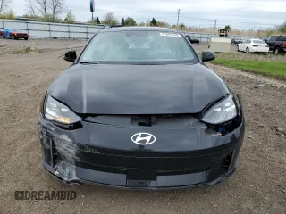 2023 Hyundai Ioniq 6 Preferred z VIN KMHM34AC5PA030233, wystawiony jako Copart lot #51842154 z przebiegiem 13 451 mil mil oraz . Historia ofert i sprzedaży dostępna na DreamBid. Obrazek 5.