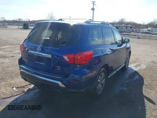 2017 Nissan Pathfinder SV with VIN 5N1DR2MM4HC631842, listed as a IAAI auction lot 41650606 with 148,956 mi miles. Bid and sale history available at carsss.com. Image 4.