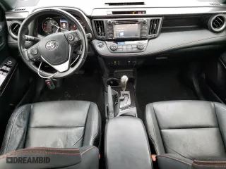 2018 Toyota RAV4 SE with VIN JTMJFREV0JD223113, listed as a Copart auction lot 44559845 with 63,324 mi miles and Salvage Title. Bid and sale history available at carsss.com. Image 8.