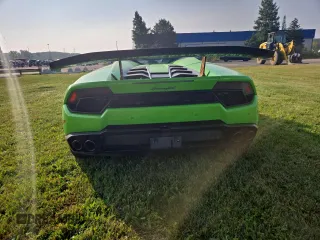 2017 Lamborghini Huracan z VIN ZHWUR2ZF7HLA08210, wystawiony jako Copart lot #51895654 z przebiegiem Nie podano mil oraz Nie do naprawy. Historia ofert i sprzedaży dostępna na DreamBid. Obrazek 6.