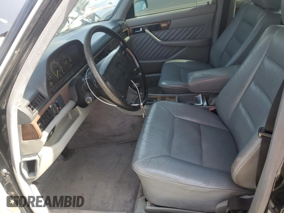 1990 Mercedes-Benz 300 with VIN WDBCA24D3LA509032, listed as a Copart auction lot 48485195 with 110,868 mi miles and Clean Title. Bid and sale history available at DreamBid. Image 7.