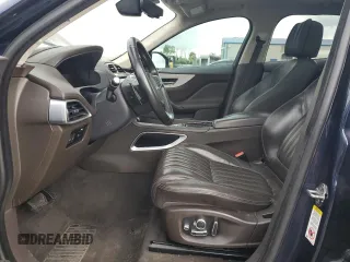 2020 Jaguar F-Pace 30t Portfolio с VIN SADCN2GX4LA624917, выставлен на аукционе Copart как лот 55532655 с пробегом Не указан миль и Чистый • Clean title. История ставок и продаж доступна на DreamBid. Изображение 7.