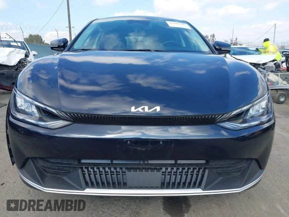 2024 Kia EV6 Light with VIN KNDC34LB8R5210838, listed as a IAAI auction lot 41501941 with 7,489 mi miles. Bid and sale history available at carsss.com. Image 12.