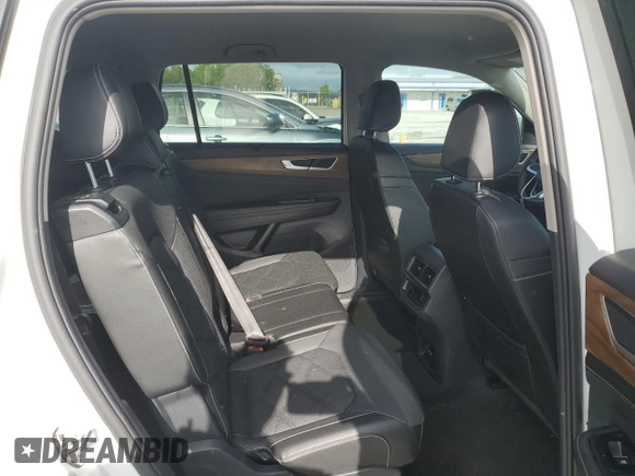 2025 Volkswagen Atlas SE with VIN 1V2WR2CA0SC505701, listed as a Copart auction lot 58421425 with 16,211 mi miles and Clean title. Bid and sale history available at DreamBid. Image 11.