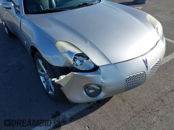 2007 Pontiac Solstice z VIN 1G2MB35B07Y122333, wystawiony jako IAAI lot #42173214 z przebiegiem 201 764 mil mil oraz . Historia ofert i sprzedaży dostępna na DreamBid. Obrazek 6.