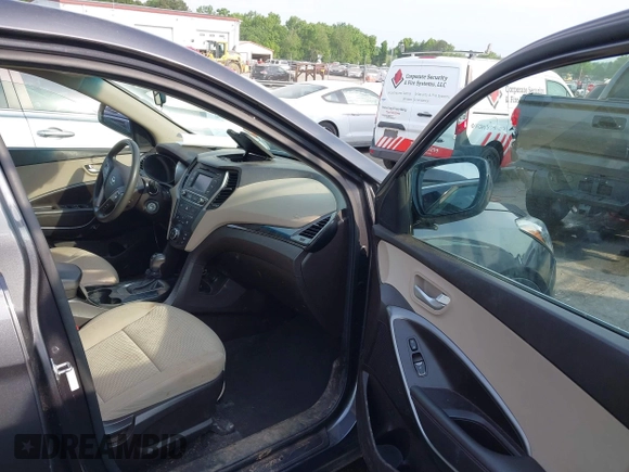 2018 Hyundai Santa Fe 2.4L with VIN 5XYZT3LB0JG525150, listed as a IAAI auction lot 42070377 with 142,418 mi miles and . Bid and sale history available at DreamBid. Image 5.