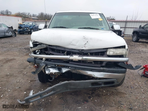 2002 Chevrolet Silverado 1500 LT with VIN 1GCEK19T32E199280, listed as a IAAI auction lot 41472421 with 1 mi miles. Bid and sale history available at carsss.com. Image 13.