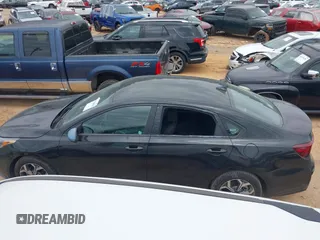 2021 Kia Forte LXS z VIN 3KPF24AD7ME355726, wystawiony jako IAAI lot #42286878 z przebiegiem 106 297 mil mil oraz . Historia ofert i sprzedaży dostępna na DreamBid. Obrazek 13.