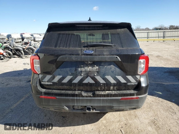 2021 Ford Police Interceptor Utility z VIN 1FM5K8AB5MGA42378, wystawiony jako Copart lot #83515294 z przebiegiem 84 494 mil mil oraz Szkody całkowita. Historia ofert i sprzedaży dostępna na DreamBid. Obrazek 6.