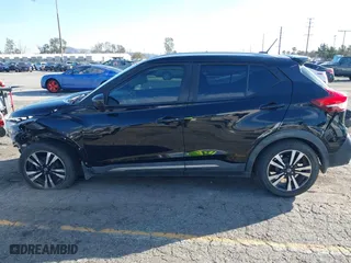 2018 Nissan Kicks SR with VIN 3N1CP5CU2JL511575, listed as a IAAI auction lot 41615315 with 175,722 mi miles. Bid and sale history available at carsss.com. Image 15.