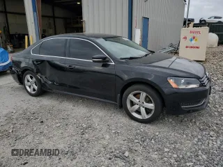 2013 Volkswagen Passat SE z VIN 1VWBP7A30DC015959, wystawiony jako Copart lot #50641475 z przebiegiem 166 693 mil mil oraz Szkoda całkowita • Salvage title. Historia ofert i sprzedaży dostępna na DreamBid. Obrazek 4.