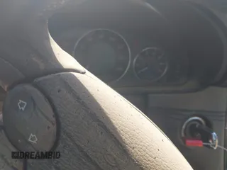 2008 Mercedes-Benz CLK 350 с VIN WDBTJ56H28F253753, выставлен на аукционе IAAI как лот 42525405 с пробегом Не указан миль и . История ставок и продаж доступна на DreamBid. Изображение 15.