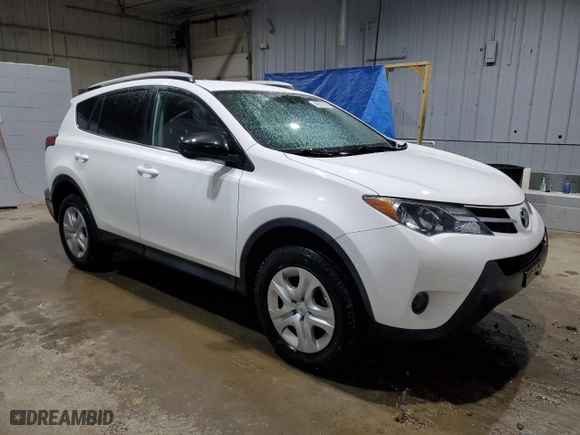 2015 Toyota RAV4 LE with VIN 2T3BFREV2FW240140, listed as a Copart auction lot 49769645 with 40,001 mi miles and Salvage Title. Bid and sale history available at carsss.com. Image 4.