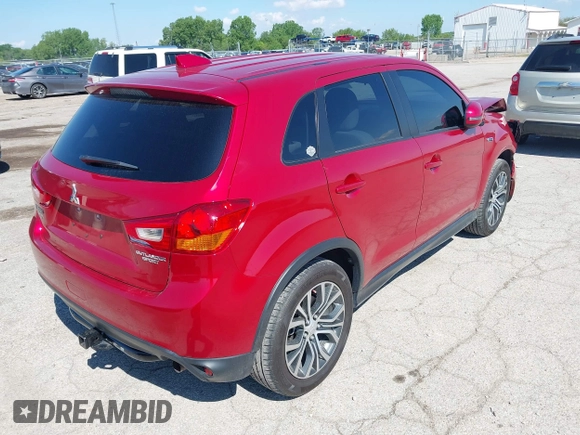2017 Mitsubishi Outlander ES z VIN JA4AP3AU6HZ010715, wystawiony jako IAAI lot #42158067 z przebiegiem 57 548 mil mil oraz . Historia ofert i sprzedaży dostępna na DreamBid. Obrazek 4.