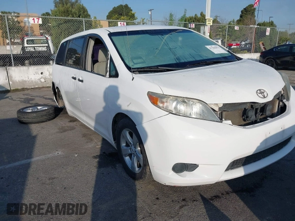 2011 Toyota Sienna with VIN 5TDZK3DC6BS079634, listed as a IAAI auction lot 41506833 with 112,051 mi miles. Bid and sale history available at carsss.com. Image 6.