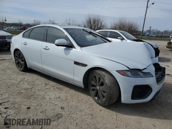 2021 Jaguar XF R-Dynamic SE with VIN SAJBL4GX7MCY89265, listed as a Copart auction lot 43801873 with 23,730 mi miles. Bid and sale history available at carsss.com. Image 4.