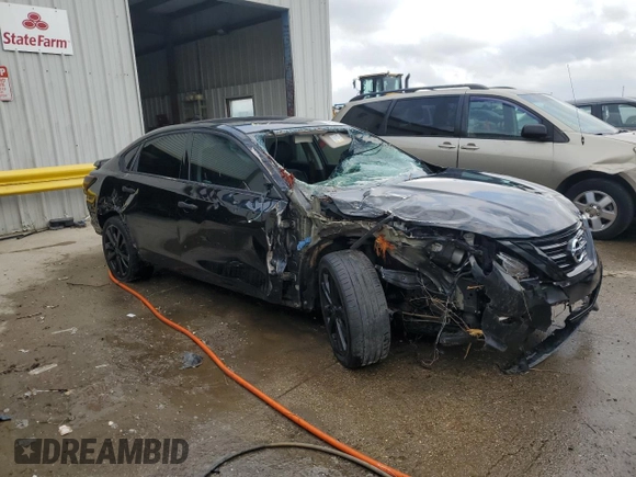 2018 Nissan Altima S with VIN 1N4AL3AP5JC202556, listed as a Copart auction lot 48395605 with 107,902 mi miles and Salvage Title. Bid and sale history available at DreamBid. Image 4.