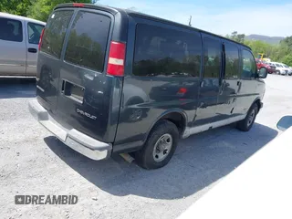 2003 Chevrolet Express Passenger with VIN 1GAHG35U631142890, listed as a IAAI auction lot 42086091 with 127,191 mi miles and . Bid and sale history available at DreamBid. Image 4.