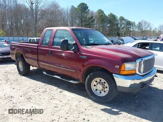 2000 Ford F-250 XL с VIN 1FTNX20L5YEC64997, выставлен на аукционе IAAI как лот 41822374 с пробегом 390 334 миль миль и . История ставок и продаж доступна на DreamBid. Изображение 1.