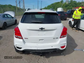 2020 Chevrolet Trax LT z VIN 3GNCJPSB1LL232882, wystawiony jako IAAI lot #42230988 z przebiegiem 48 943 mil mil oraz . Historia ofert i sprzedaży dostępna na DreamBid. Obrazek 17.