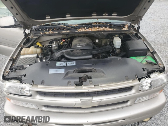 2004 Chevrolet Suburban LT with VIN 3GNFK16T44G148589, listed as a Copart auction lot 54187005 with 314,836 mi miles and Salvage title. Bid and sale history available at DreamBid. Image 12.
