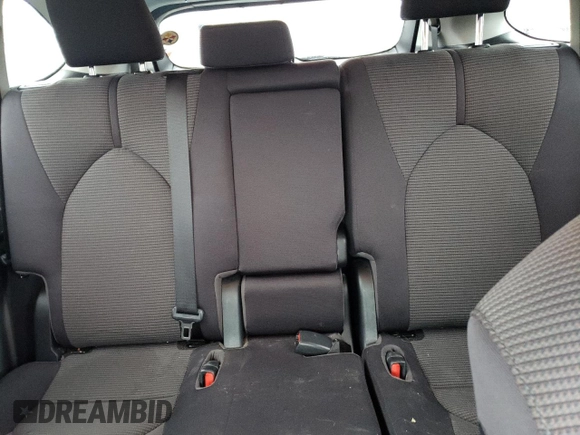 2020 Toyota Highlander L with VIN 5TDCZRBH2LS037465, listed as a Copart auction lot 55826835 with 104,868 mi miles and Salvage title. Bid and sale history available at DreamBid. Image 10.
