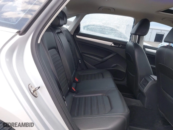 2012 Volkswagen Passat SE w/Sunroof with VIN 1VWBM7A32CC100678, listed as a IAAI auction lot 41925484 with 154,373 mi miles. Bid and sale history available at carsss.com. Image 8.