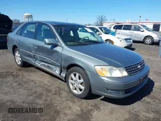 2004 Toyota Avalon XL z VIN 4T1BF28B84U389084, wystawiony jako IAAI lot #41839240 z przebiegiem 140 435 mil mil oraz . Historia ofert i sprzedaży dostępna na DreamBid. Obrazek 1.
