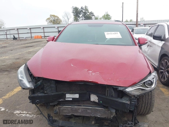 2018 Hyundai Elantra Sport with VIN KMHD04LB3JU498156, listed as a IAAI auction lot 41923602 with 175,000 mi miles. Bid and sale history available at carsss.com. Image 12.