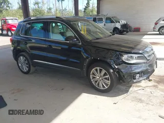 2015 Volkswagen Tiguan SE с VIN WVGBV7AX6FW555101, выставлен на аукционе IAAI как лот 42533273 с пробегом 28 960 миль миль и . История ставок и продаж доступна на DreamBid. Изображение 1.