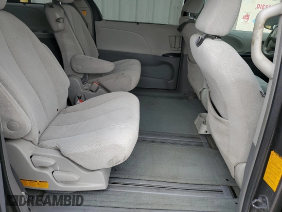 2011 Toyota Sienna LE AAS with VIN 5TDKK3DCXBS151601, listed as a Copart auction lot 53715635 with 264,672 mi miles and Salvage title. Bid and sale history available at DreamBid. Image 11.