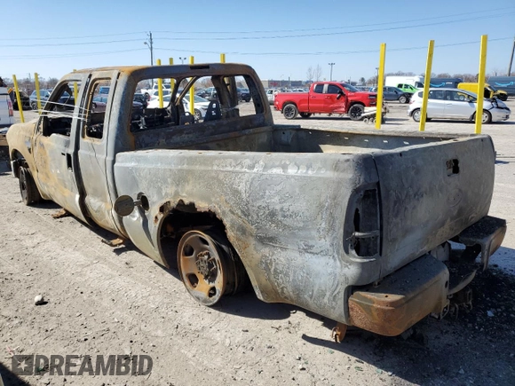 2008 Ford Super Duty F-250 SRW XL with VIN 1FTSX21R78EE09897, listed as a Copart auction lot 48553225 with 0 mi miles and Non Repairable. Bid and sale history available at carsss.com. Image 2.