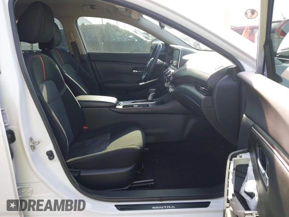 2021 Nissan Sentra SR z VIN 3N1AB8DV8MY248742, wystawiony jako IAAI lot #42034660 z przebiegiem 47 801 mil mil oraz . Historia ofert i sprzedaży dostępna na DreamBid. Obrazek 5.