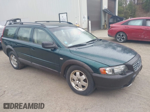 2002 Volvo V70 with VIN YV1SZ58D921077492, listed as a IAAI auction lot 42053894 with 167,887 mi miles and . Bid and sale history available at DreamBid. Image 1.