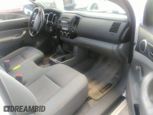 2006 Toyota Tacoma with VIN 5TENX22N56Z153598, listed as a IAAI auction lot 42097202 with 163,986 mi miles. Bid and sale history available at carsss.com. Image 5.