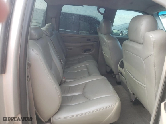 2006 Chevrolet Silverado 2500HD LT1 with VIN 1GCHK23D46F186090, listed as a Copart auction lot 42782275 with 301,094 mi miles and Clean Title. Bid and sale history available at carsss.com. Image 10.