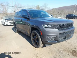 2023 Jeep Grand Cherokee Limited z VIN 1C4RJKBG9P8101690, wystawiony jako IAAI lot #41775261 z przebiegiem 36 704 mil mil oraz . Historia ofert i sprzedaży dostępna na DreamBid. Obrazek 1.