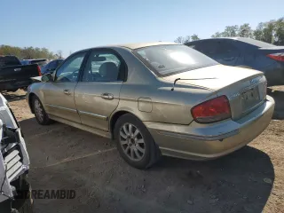 2004 Hyundai Sonata GLS with VIN KMHWF35HX4A971396, listed as a Copart auction lot 75762914 with 280,608 mi miles and Salvage Title. Bid and sale history available at carsss.com. Image 2.