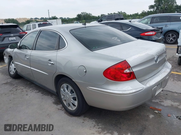 2007 Buick LaCrosse CX with VIN 2G4WC582271249382, listed as a IAAI auction lot 42285783 with 173,858 mi miles and . Bid and sale history available at DreamBid. Image 3.