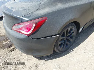 2013 Hyundai Genesis Coupe R-Spec z VIN KMHHT6KD4DU089126, wystawiony jako IAAI lot #41851301 z przebiegiem 104 270 mil mil oraz . Historia ofert i sprzedaży dostępna na DreamBid. Obrazek 15.