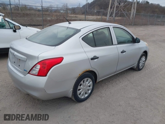 2012 Nissan Versa SV with VIN 3N1CN7AP3CL861475, listed as a IAAI auction lot 41837492 with 220,970 mi miles. Bid and sale history available at carsss.com. Image 4.