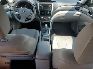 2011 Subaru Forester X Limited z VIN JF2SHAEC1BH754234, wystawiony jako Copart lot #62807765 z przebiegiem 212 114 mil mil oraz Czysty tytuł • Clean title. Historia ofert i sprzedaży dostępna na DreamBid. Obrazek 8.