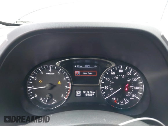 2013 Nissan Pathfinder SV with VIN 5N1AR2MMXDC681044, listed as a IAAI auction lot 41794481 with 181,915 mi miles. Bid and sale history available at carsss.com. Image 7.