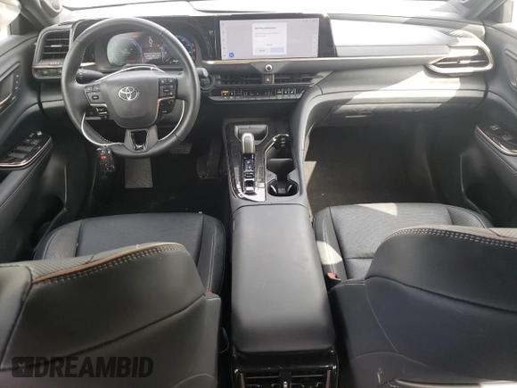 2024 Toyota Crown XLE с VIN JTDAAAAF3R3026565, выставлен на аукционе Copart как лот 56064835 с пробегом 18 850 миль миль и Списание • Salvage title. История ставок и продаж доступна на DreamBid. Изображение 8.