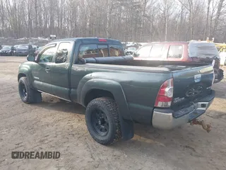 2009 Toyota Tacoma with VIN 5TEUU42N99Z649654, listed as a IAAI auction lot 41796246 with 229,052 mi miles. Bid and sale history available at carsss.com. Image 3.