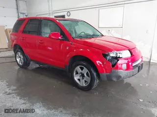 2005 Saturn VUE with VIN 5GZCZ63445S816014, listed as a IAAI auction lot 41817841 with 164,480 mi miles. Bid and sale history available at carsss.com. Image 1.