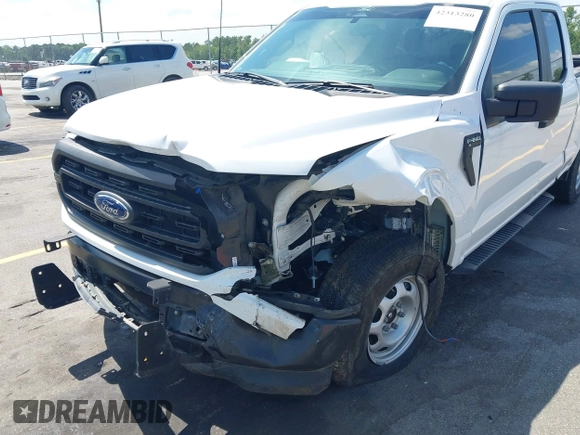 2022 Ford F-150 XL with VIN 1FTFX1E58NFB73477, listed as a IAAI auction lot 42313280 with 18,935 mi miles and . Bid and sale history available at DreamBid. Image 6.